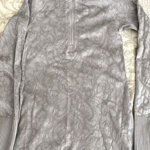 LULULEMON  MIDZIP ATHLETIC SHIRT